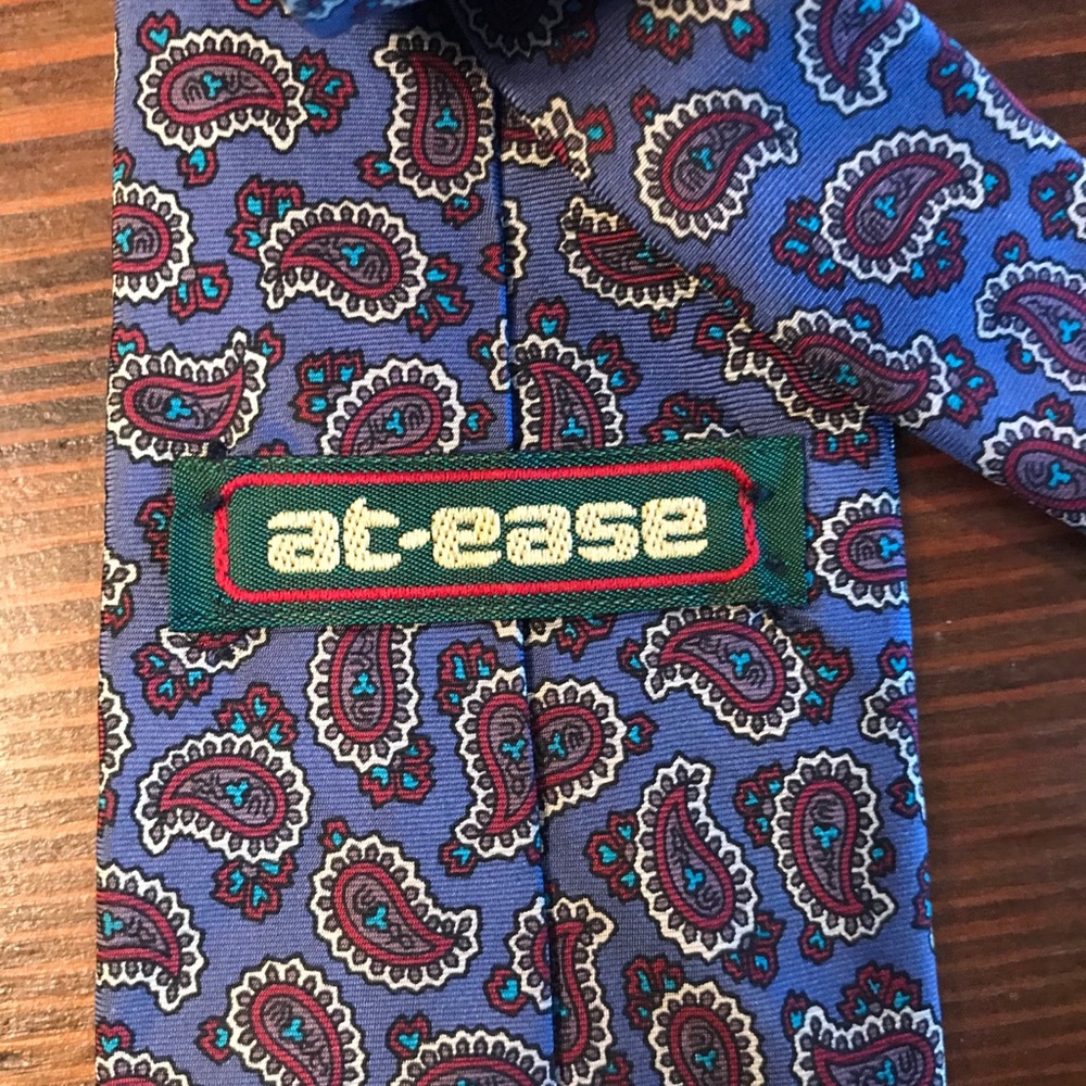 3 men’s ties. Excellent condition - Picture 5 of 6